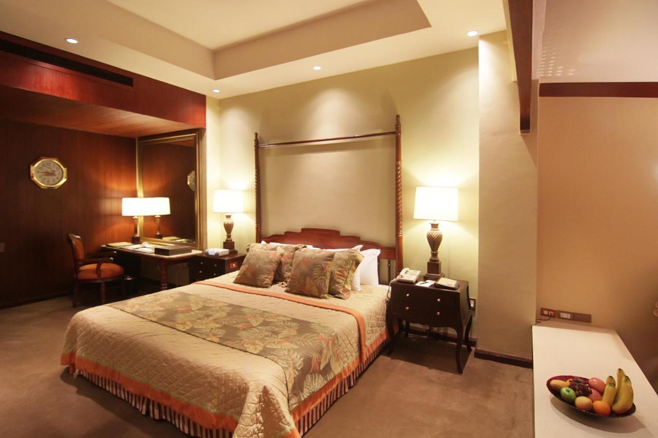 Hotel The