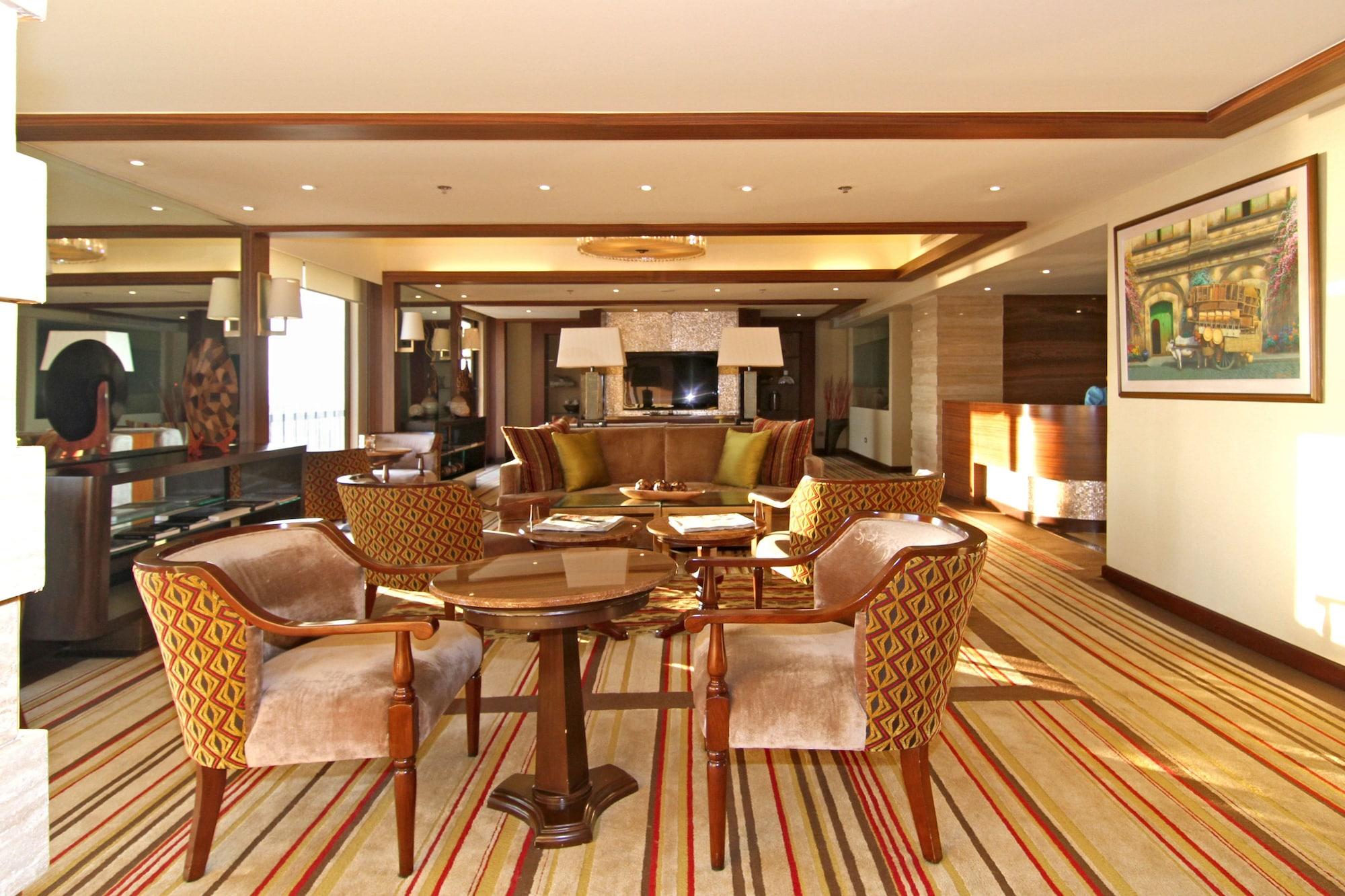 Hotel The Manila