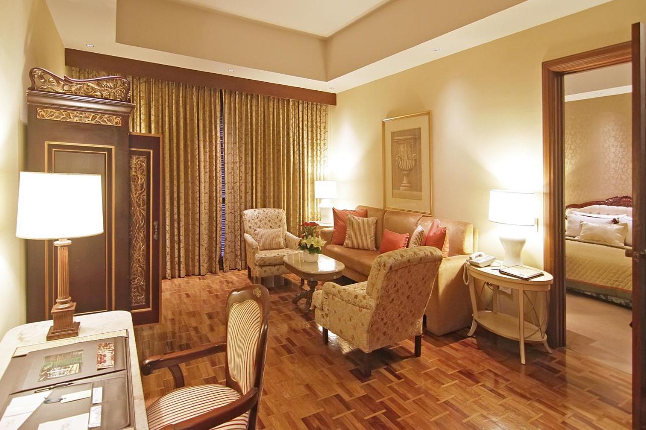 The 5* Manila